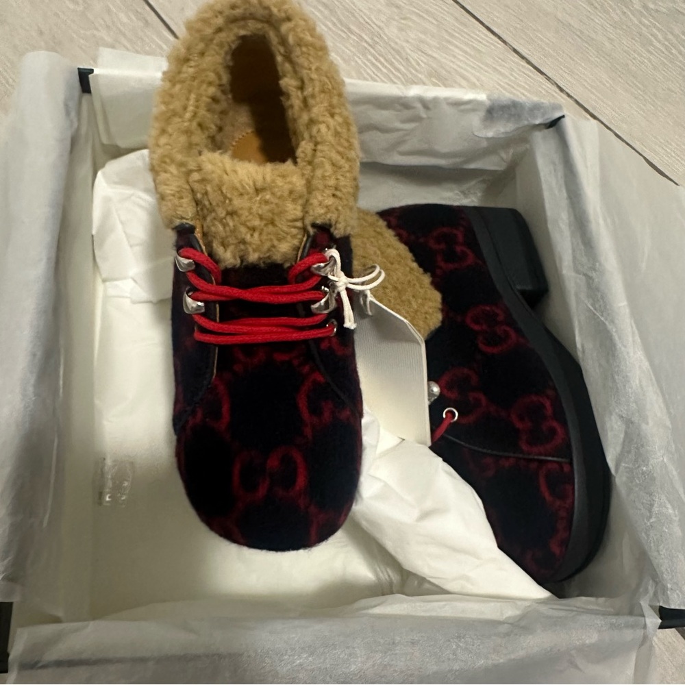 Gucci kids shoes